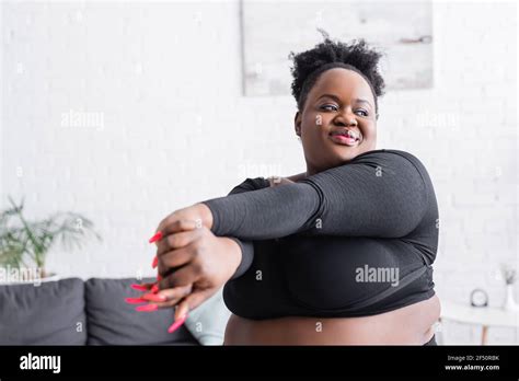 Overweight Black Woman Hi Res Stock Photography And Images Alamy