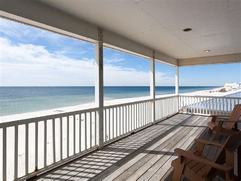 New Remodeled Beachfront Gulf Front Home With 1g Internet Fort
