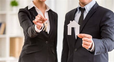 5 Reasons To Hire A Real Estate Professional When Buying And Selling