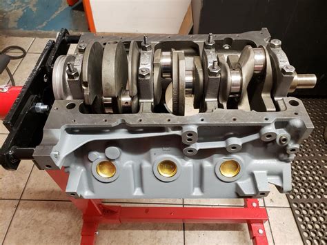 Rebuilt 40 Ford Ranger Engine