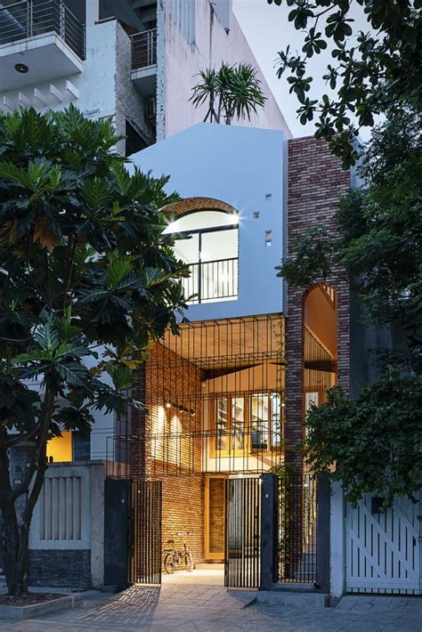 Jeden tag besuchen uns zahlreiche. Gallery of DT House / IZ Architects - 10 en 2020 ...