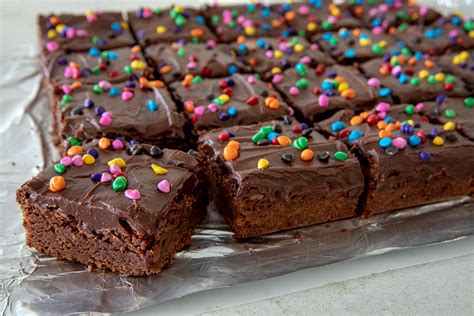 Every time i eat one i smile because i absolutely adored her. Old Fashioned Brownies with Frosting - Barbara Bakes™