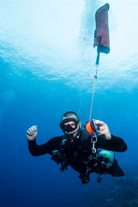 Tdi Intro To Tech Diving International Training Sdi Tdi Erdi Pfi