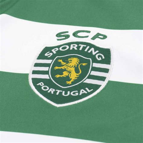 The total size of the downloadable vector file is 0.05 mb and it contains the sporting clube de portugal logo in.eps format along with the.gif image. Sporting Lisbon 2014-15 Macron Home Football Shirt | 14/15 ...