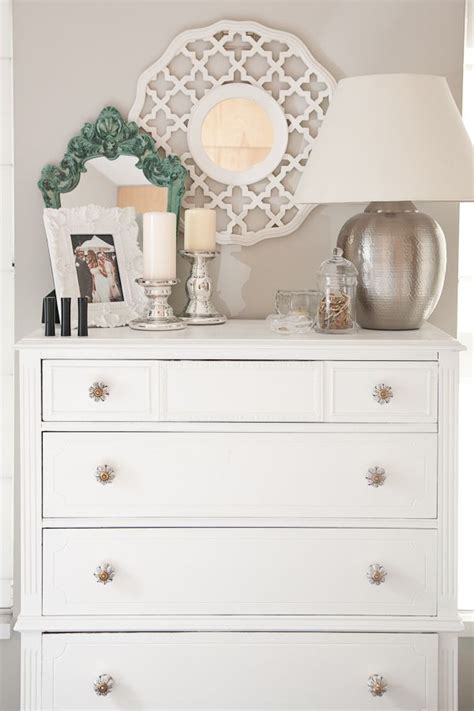 20 Decorating Top Of Chest Of Drawers