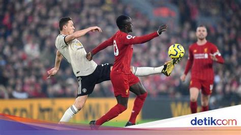 2 december 2020.8 the announcement of a third national lockdown on 4 january 2021, though, signalled a return to matches. United Vs Liverpool / What channel is Liverpool vs ...