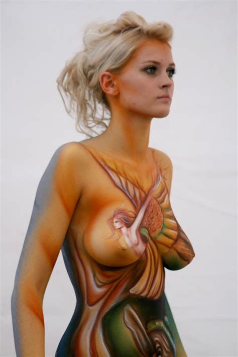 Fichier Female body painting Wikipédia