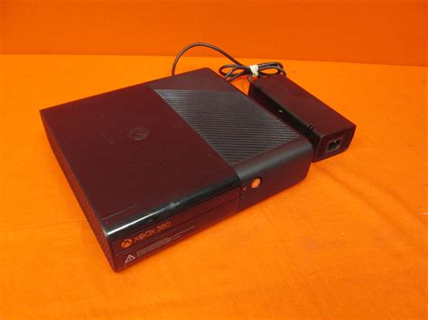 Xbox 360 E 4gb Video Game Console