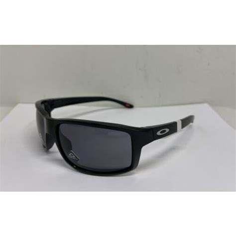 Oakley Gibston Sunglasses Polished Black Frame Prizm Grey Lens 009449 0160 700285038025