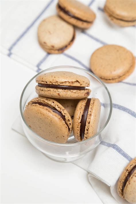 Coffee Macarons Recipe - Momsdish | Recetas de comida casera, Recetas ...