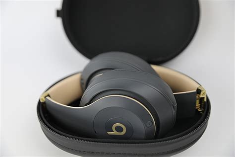 Beats By Dre Studio3 Wireless Review The Master Switch