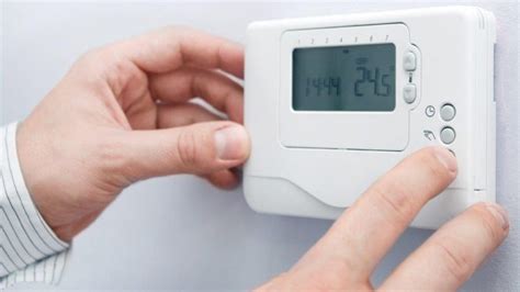 The temperature t in kelvin (k) is equal to the temperature t in degrees celsius (°c) plus 273.15 room temperature. How to keep cool about the temperature of your hotel room ...