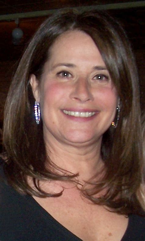 Lorraine Bracco Loses 35 Pounds Plans Book To Share Weight Loss Tips