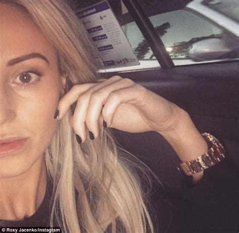 Roxy Jacenko Flaunts Her Toned Abs In Cow Print Gymwear Daily Mail Online
