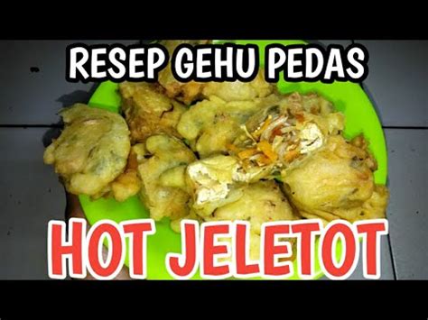 Karena rasanya yang enak dilengkapi isi sayuran pedas, gorengan ini sangatlah top di bandung dan biasa dijajakan dengan harga rp2.000. Resep Dan Cara Membuat Gehu Pedas/Tahu Isi Pedas - YouTube