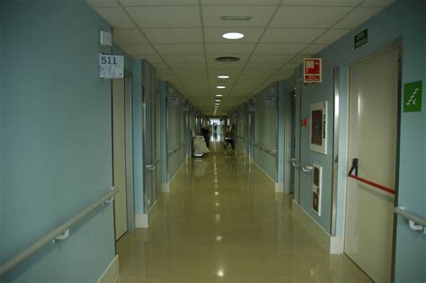 Hospital Palamós Pasillo Tags Arquitectura Hospitales Ingeniería