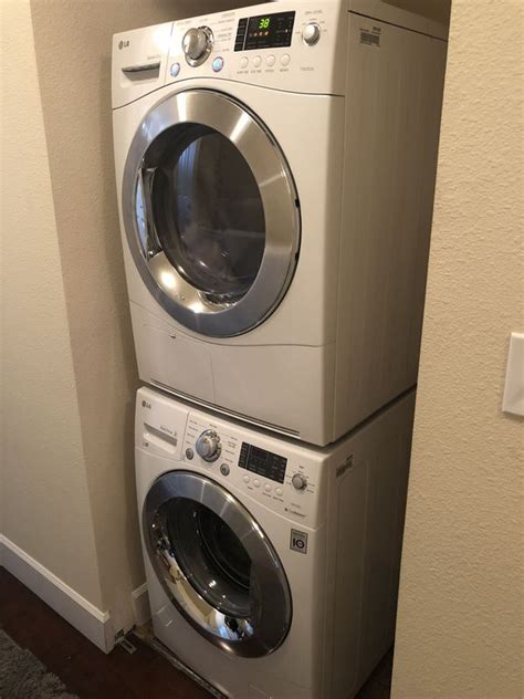 2015 LG Stackable Washer and Dryer for Sale in Tacoma, WA - OfferUp