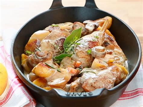 Poulet Vallee Dauge Apple Brandy Chicken Casserole