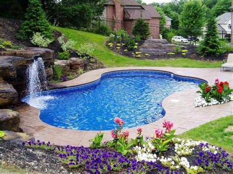 You really need to work carefully and use some creative engineering! 30 Great Inground Swimming Pools With Waterfall And ...