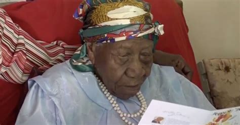 The Worlds Oldest Person Is A 117 Year Old Jamaican Woman Called Aunt