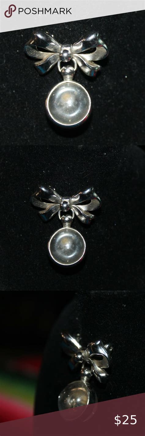 Vintage Signed Coro Mustard Seed Silver Tone Bow Hanging Clear Ball