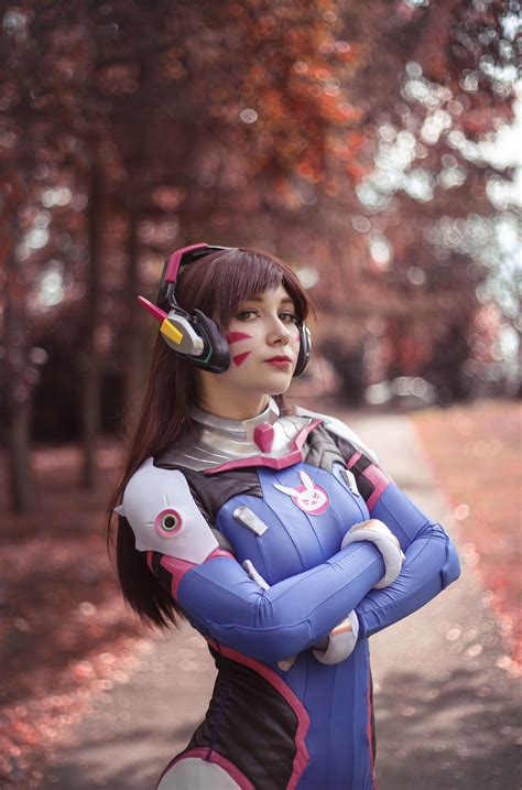 Dva Cosplay By Daaarchi Via R Overwatch Ow Highlights