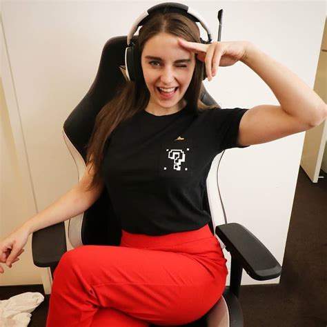 How Much Money Loserfruit Makes On Youtube And Twitch Net Worth Naibuzz