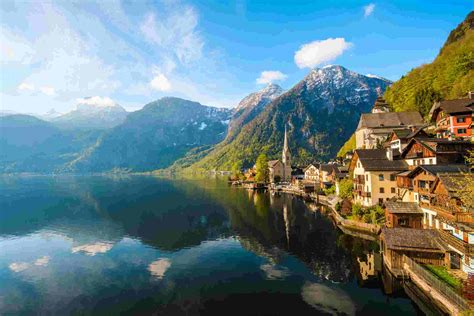These Are 10 Of The Most Beautiful Lakes In Europe