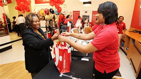 Tj Maxx Marshalls To Hike Minimum Wage For Workers