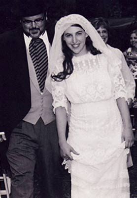 Frederick's michael stone and mayim bialik tied the knots on august 31, 2003. August 31, 2003: Actress Mayim Bialik at her wedding to ...