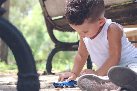 Los siguientes géneros son tan complejos que muchos jugadores eligen uno y lo juegan de manera casi. FORMA en la que JUEGAN los NIÑOS de hoy desde 1 a 3 años