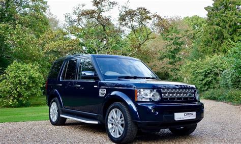 The discovery will stand out against any backdrop. Land Rover Discovery 4 HSE 3.0 SDV6 | DMS Cars