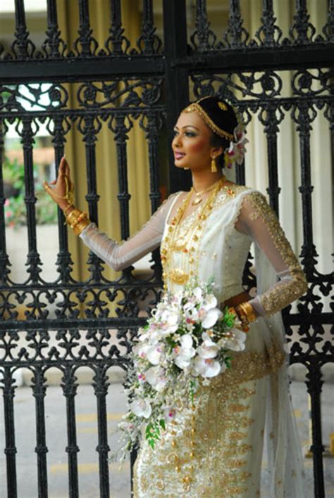 The Indian And Kandyan Wedding Saree Worn In Sri Lanka Hubpages