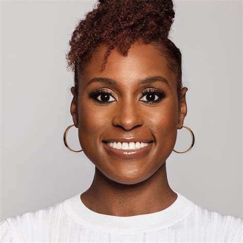 Issa Rae How Did This Senegalese American Actress Become So Famous