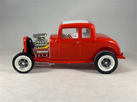 Revell 32 Ford 5 Window Coupe Traditional Rod And Kustom In Scale