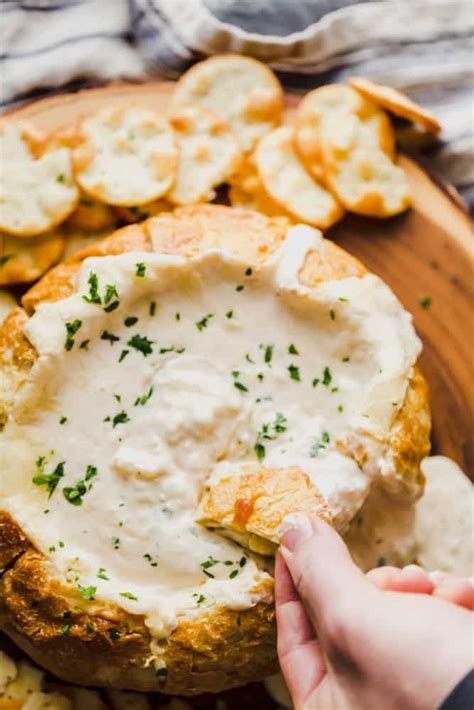 This Cheesy Creamy Beer Cheese Dip Tear Apart Bread Bowl Is A Crowd