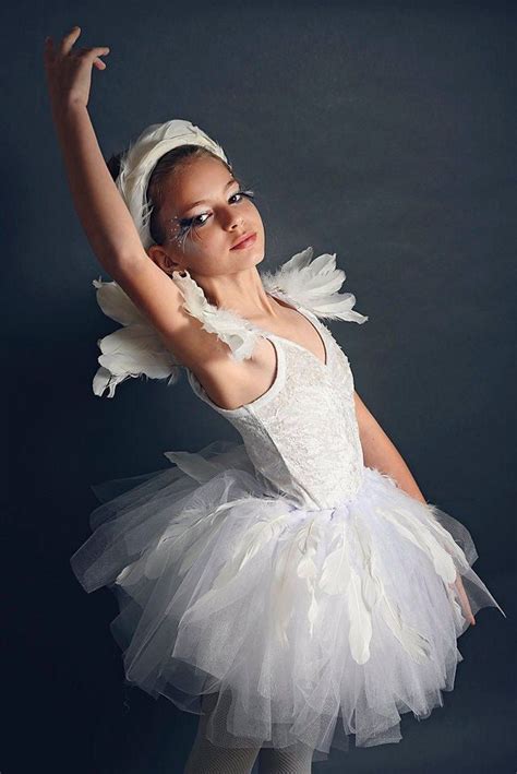 swan tutu dress white swan feather costume halloween tutu etsy in 2021 halloween tutu