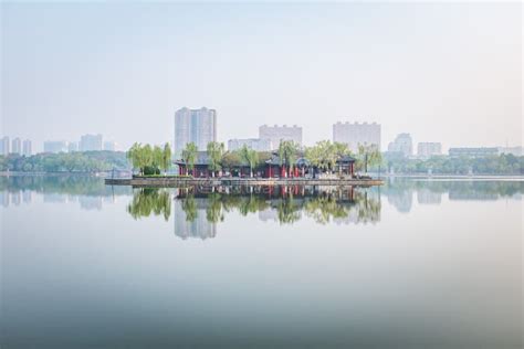 Central Island In Daming Lake Stock Photo Image Of Park Scenic