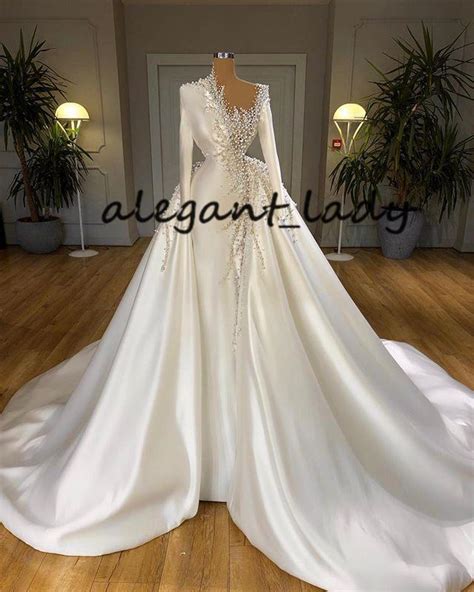 Our new, sample & used wedding dresses will amaze you! Discount Plus Size Arabic Wedding Dresses 2021 Long Sleeve ...