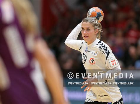 Estavana polman (born 5 august 1992) is a dutch handball player for team esbjerg and the dutch national team. Estavana Polman forlænger sin aftale med Team Esbjerg ...