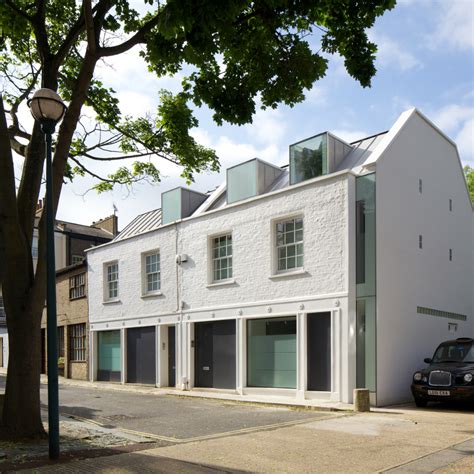 Ten London Mews Houses That Take Advantage Of Citys Backstreets Mews