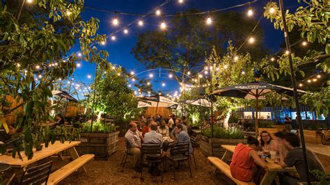 21 Best Beer Gardens In Philadelphia For Summer 2018