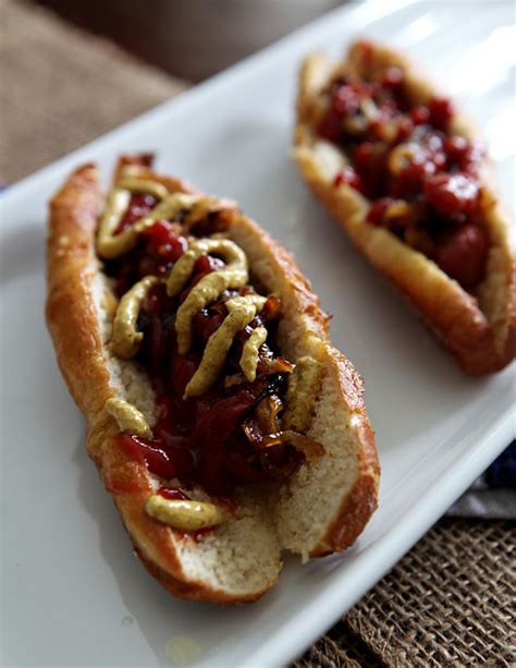 Living in texas there is one thing we know better than anything and that's bbq and the fair! Hot Dogs with Caramelized Onions on Homemade Pretzel Buns | Recipe | Pretzel bun, Caramelized ...