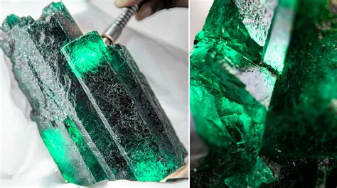 The Biggest Uncut Emerald In The World Weights A Whopping 15 Kilogram