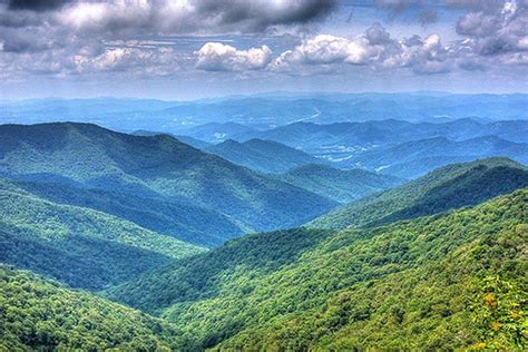 According to the united states census bureau, the cdp has a total area of 6.3 square miles (16.4 km²), all of it land. Blue Ridge Highlands - Savor Virginia