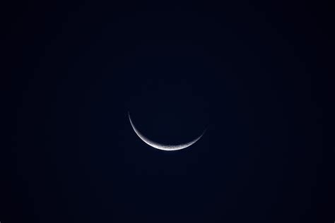 Crescent Moon Night Sky 5k Hd Nature 4k Wallpapers