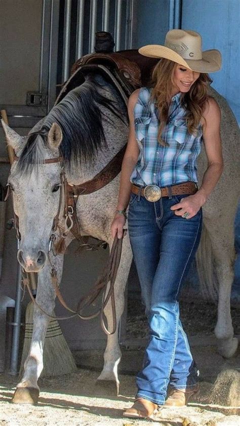 Pin By Otto Mack On Ranch Life Country Girls Women Western Look