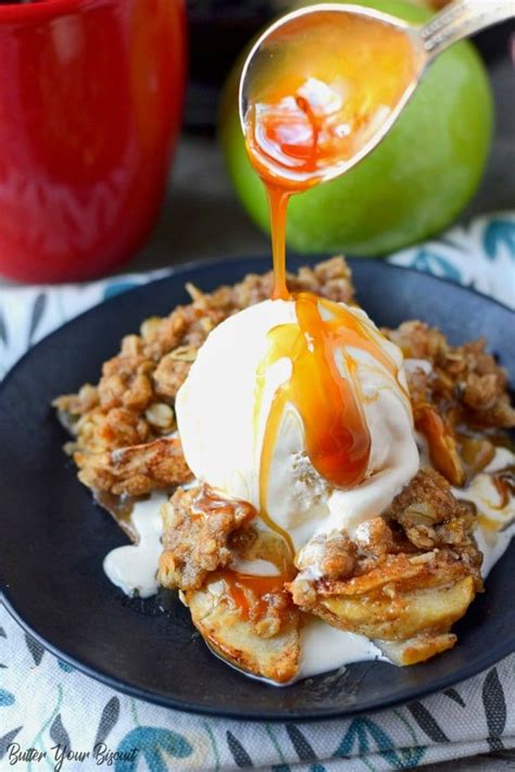 You could swap other sweet apples, such as gala or fuji, for the honeycrisps. Caramel Skillet Apple Crisp | Recipe in 2020 | Apple crisp, Apple crisp recipes, Skillet apple ...