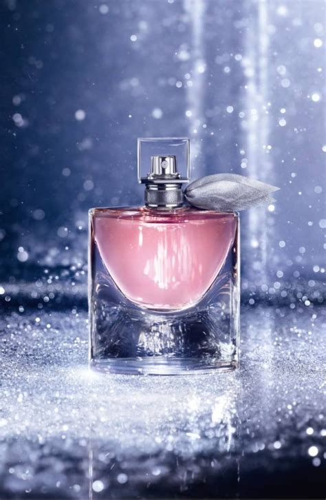 C'est comme si ce parfum aux nuances rosées était conservé à l'intérieur d'un cristal. Lancome La Vie est Belle Eau De Parfum - Beauty & Personal ...