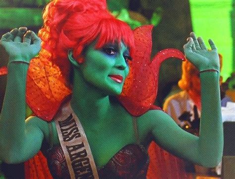 Millie didn`t buy the top. Miss Argentina Beetlejuice makeup | Miss argentina ...